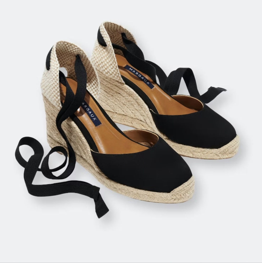 NIB Margaux black nubuck espadrilles sandals
